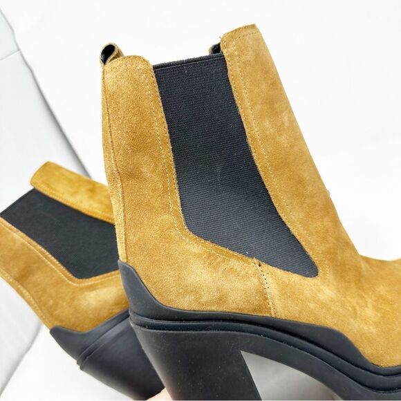 Marc Fisher Vanlisa Black Suede Heeled Lug Chelsea Rubber Heel Slip On Boot 9.5 - Picture 6 of 10